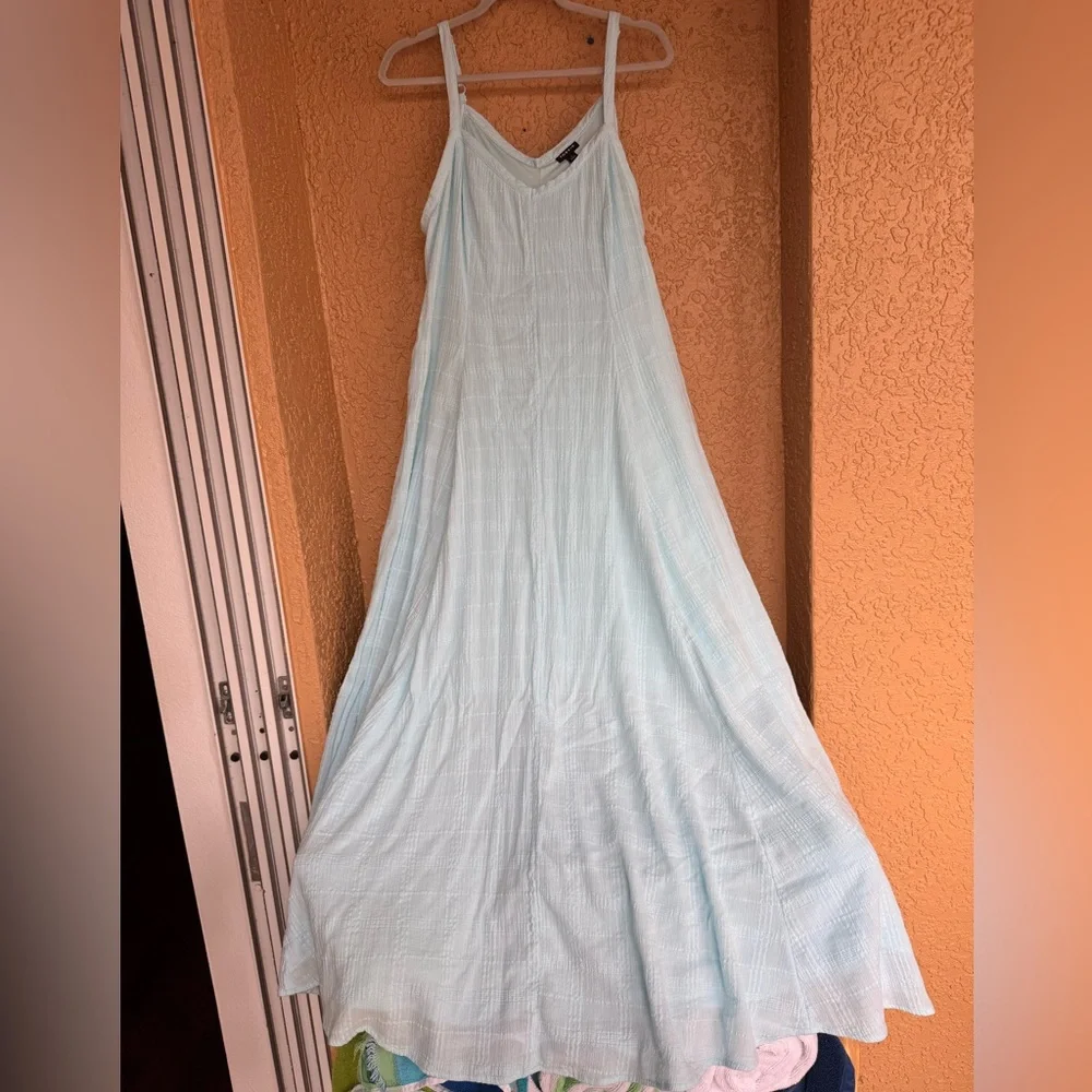 Torrid Light Blue Maxi dress - Picture 2 of 5